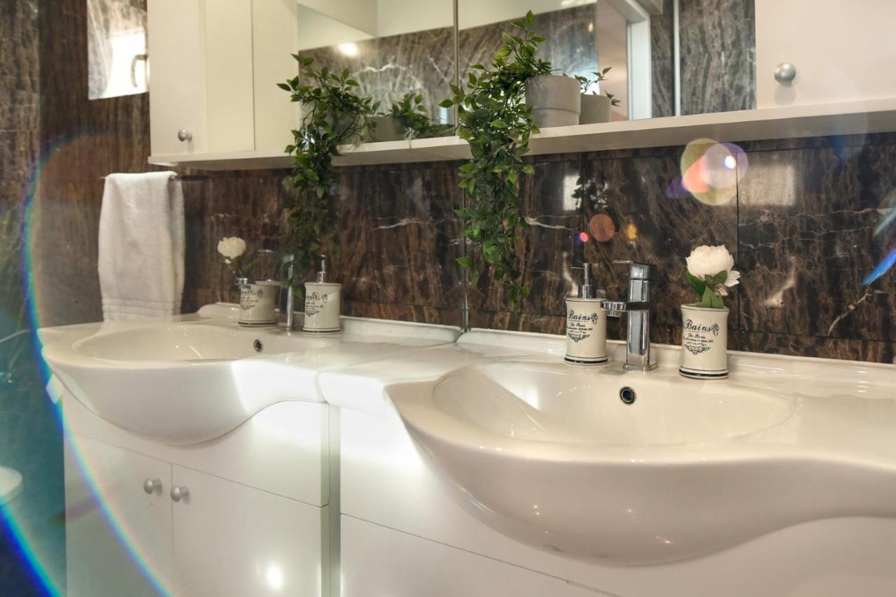 New - Elegant Duplex With Amazing View & Balcony - Homey Residence 부쿠레슈티 외부 사진